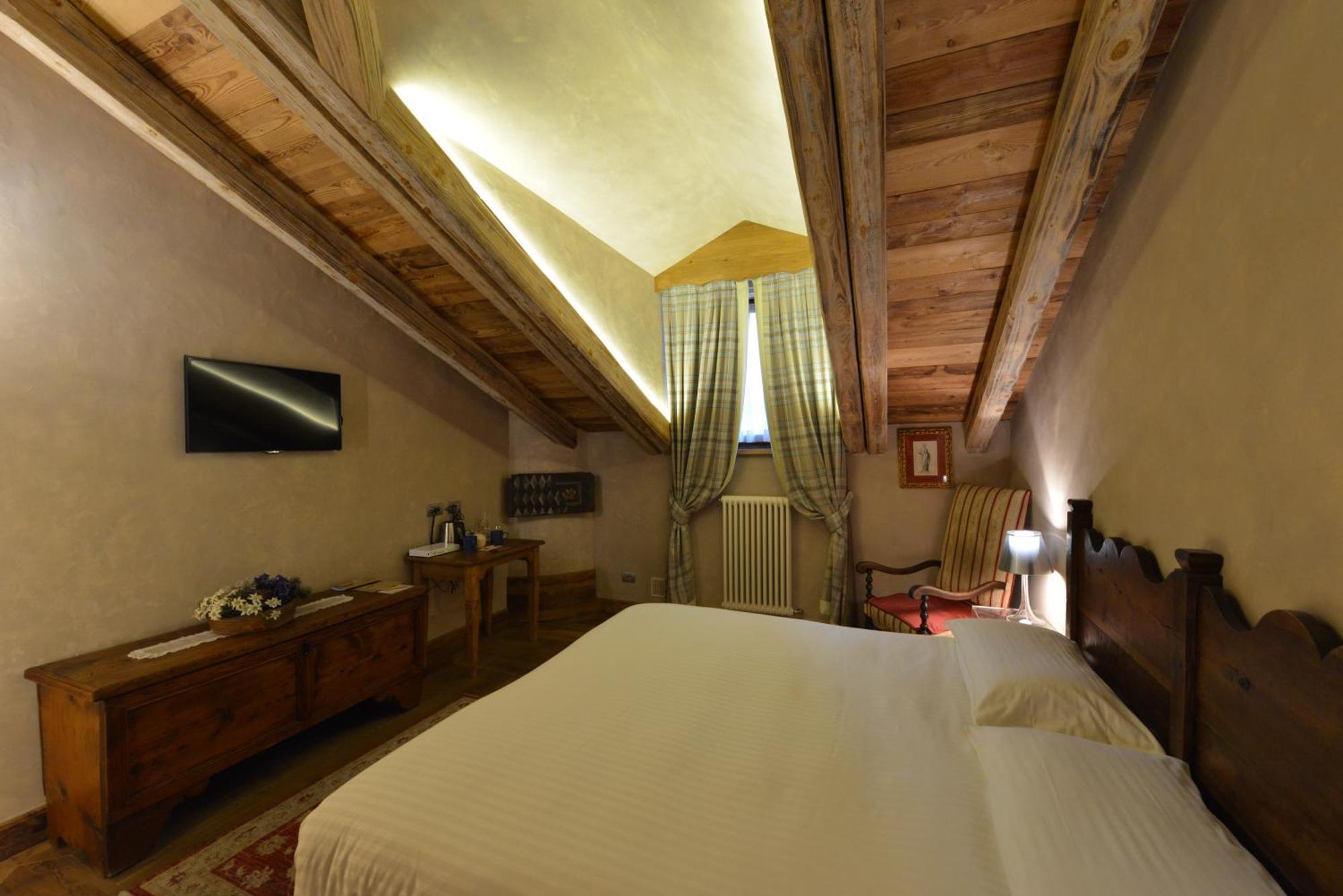 Le Reve Charmant Aosta Habitación foto